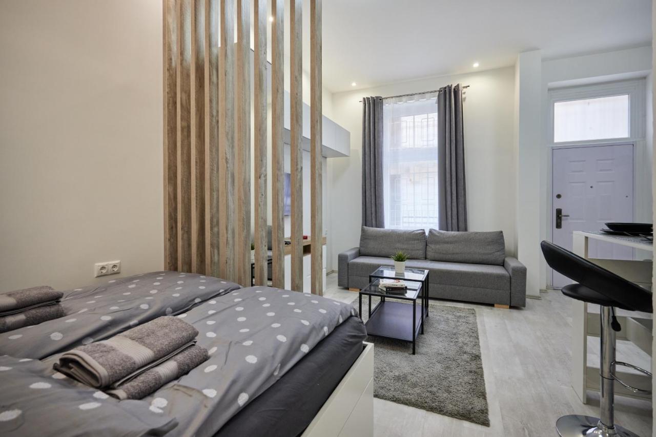 Cozy Little Apartment In Downtown בודפשט מראה חיצוני תמונה
