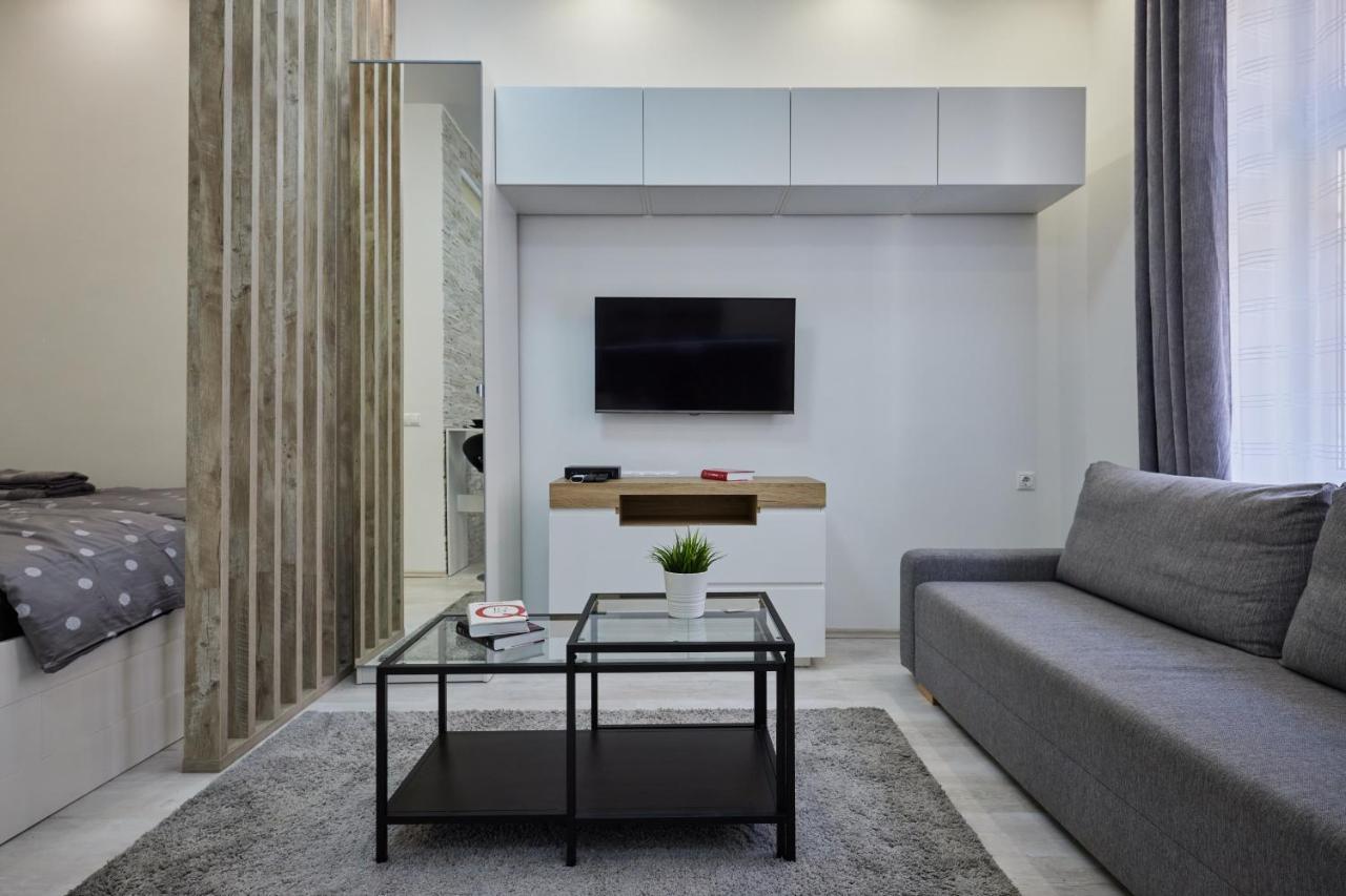 Cozy Little Apartment In Downtown בודפשט מראה חיצוני תמונה